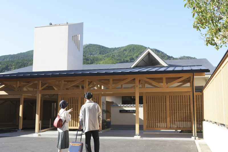 入鹿温泉ホテル瀞流荘