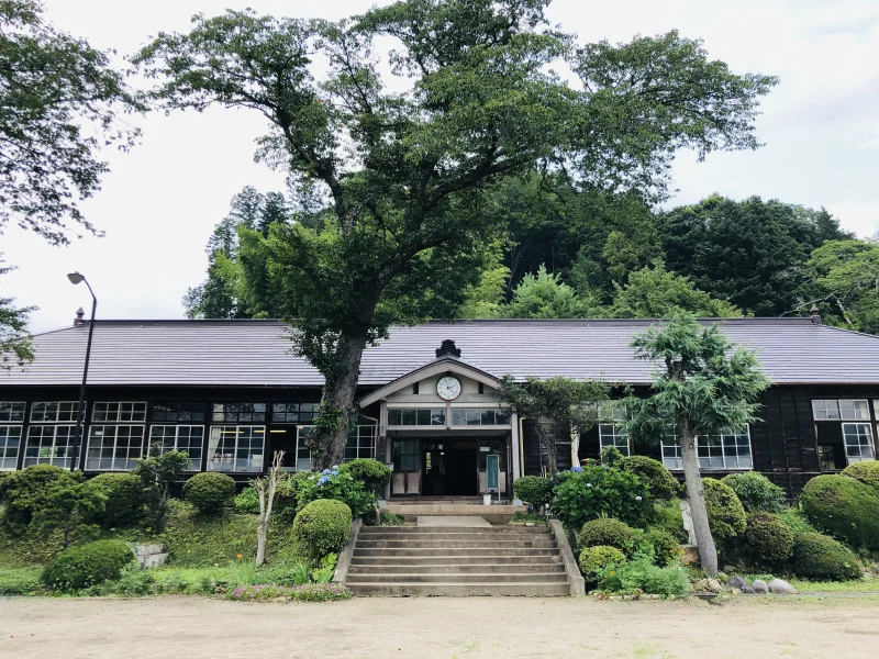 旧上岡小学校